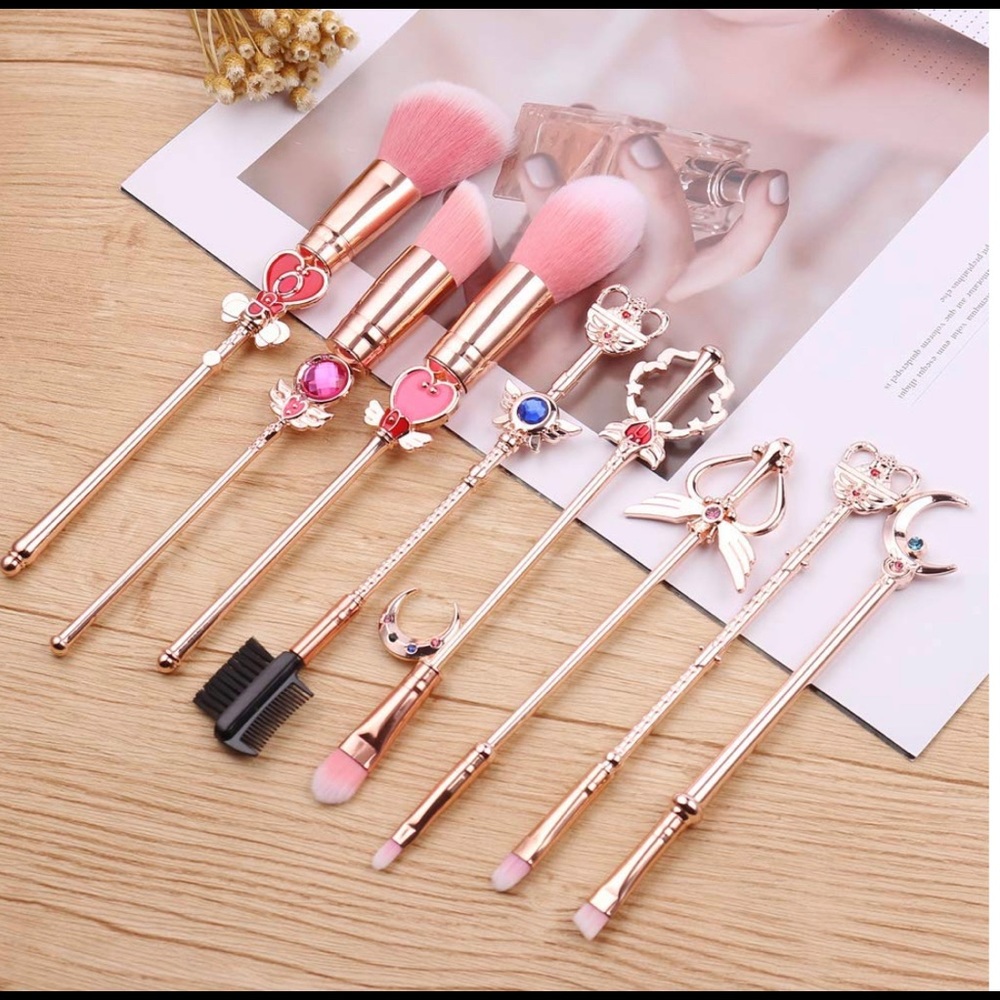 Sailor Moon Makeup Brush 8pcs Set With Pouch new - Picture 2 of 5